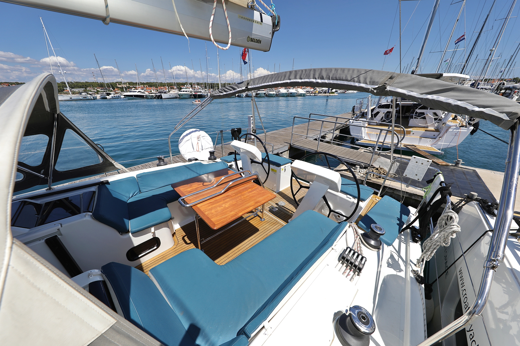 Photo #4 - Hanse 458 (Isabelle) in Biograd - 29610