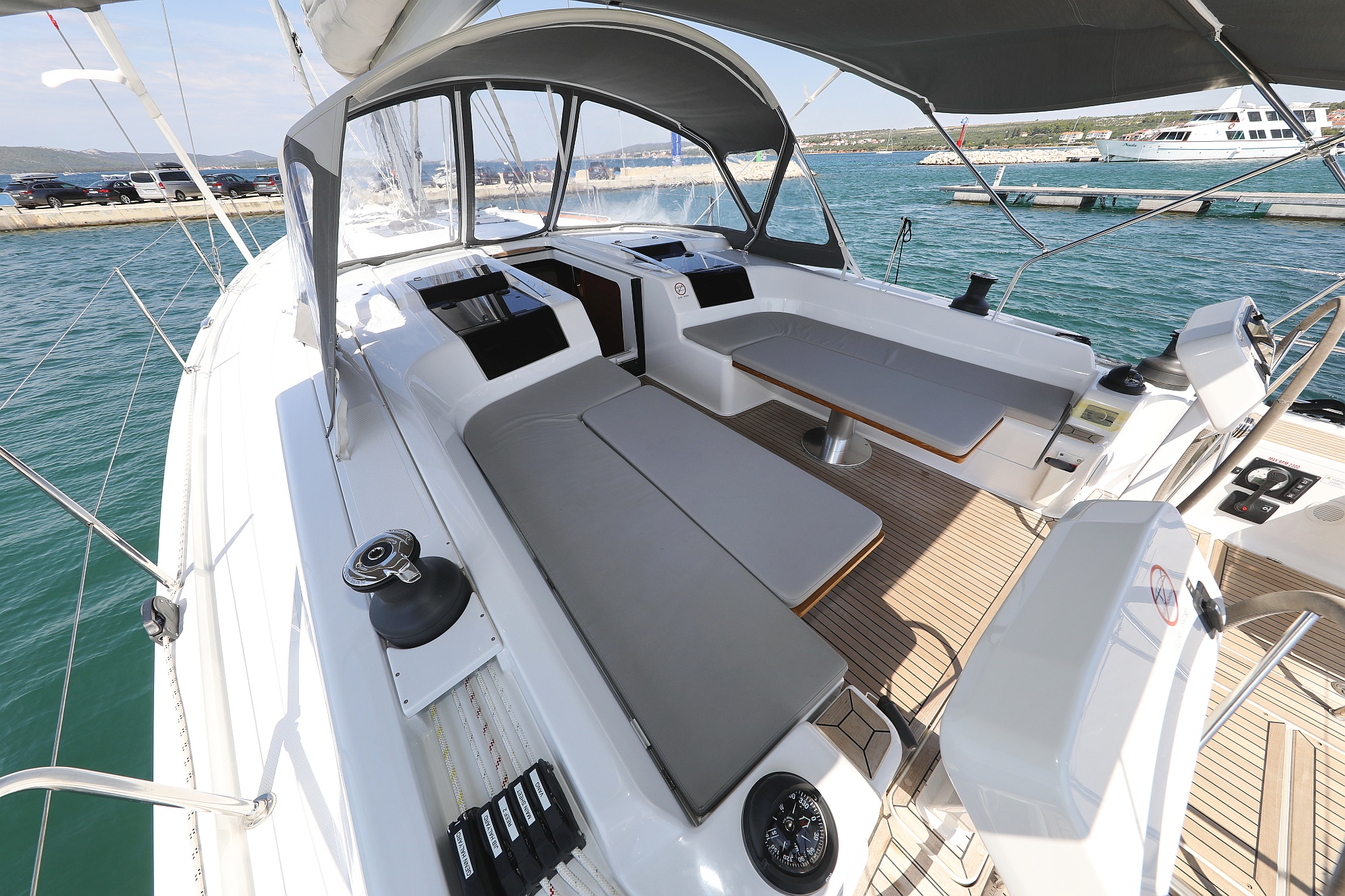 Photo #5 - Hanse 508 - 5 + 1 cab. (Cosmopolitan) in Biograd - 29611