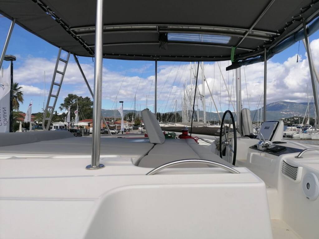 Photo #5 - Lagoon 46 - 4 + 2 cab. (Achilles) in Corfu - 29630