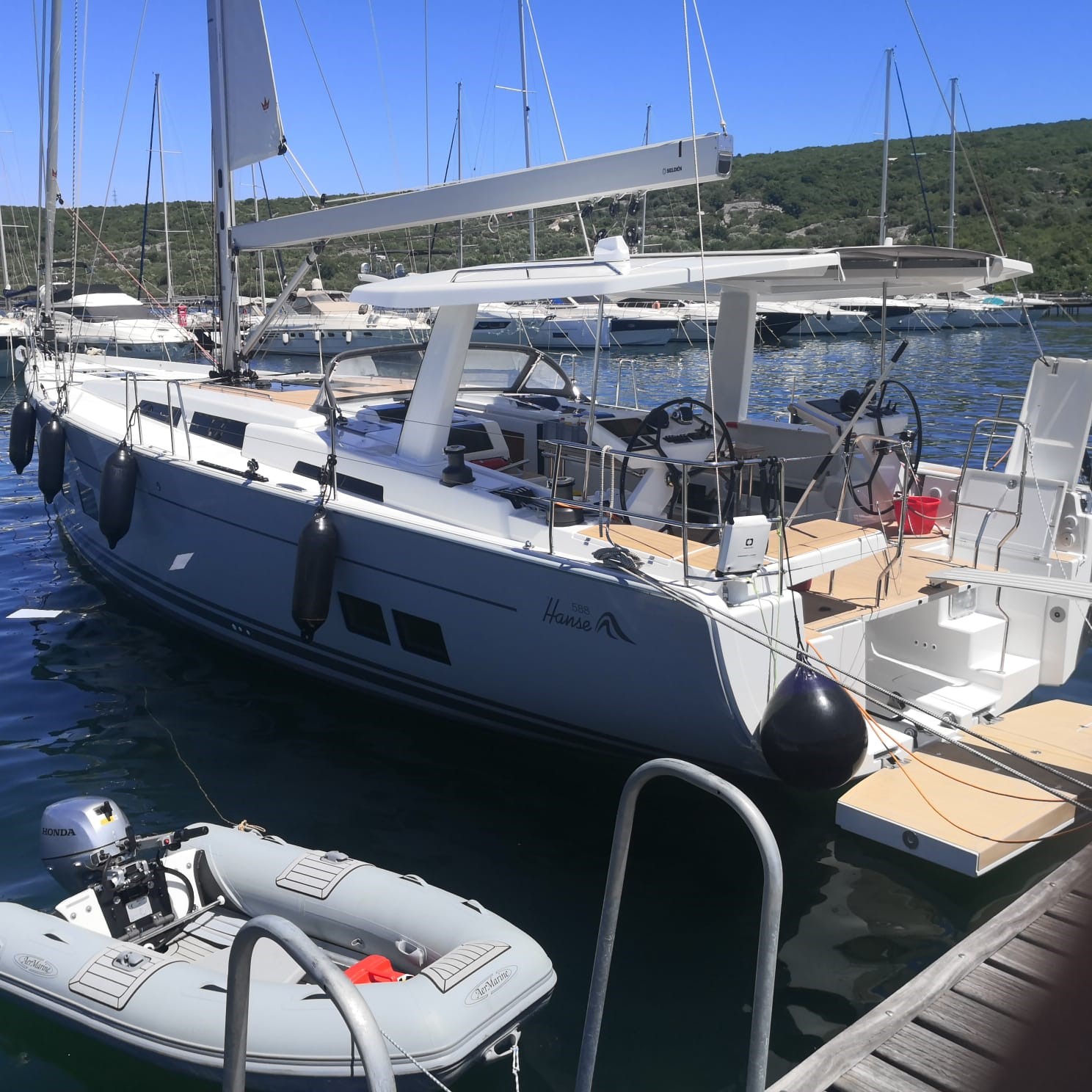 Photo #7 - Hanse 588 - 3 + 1 cab. (FitzRoy) en Pula - 29647