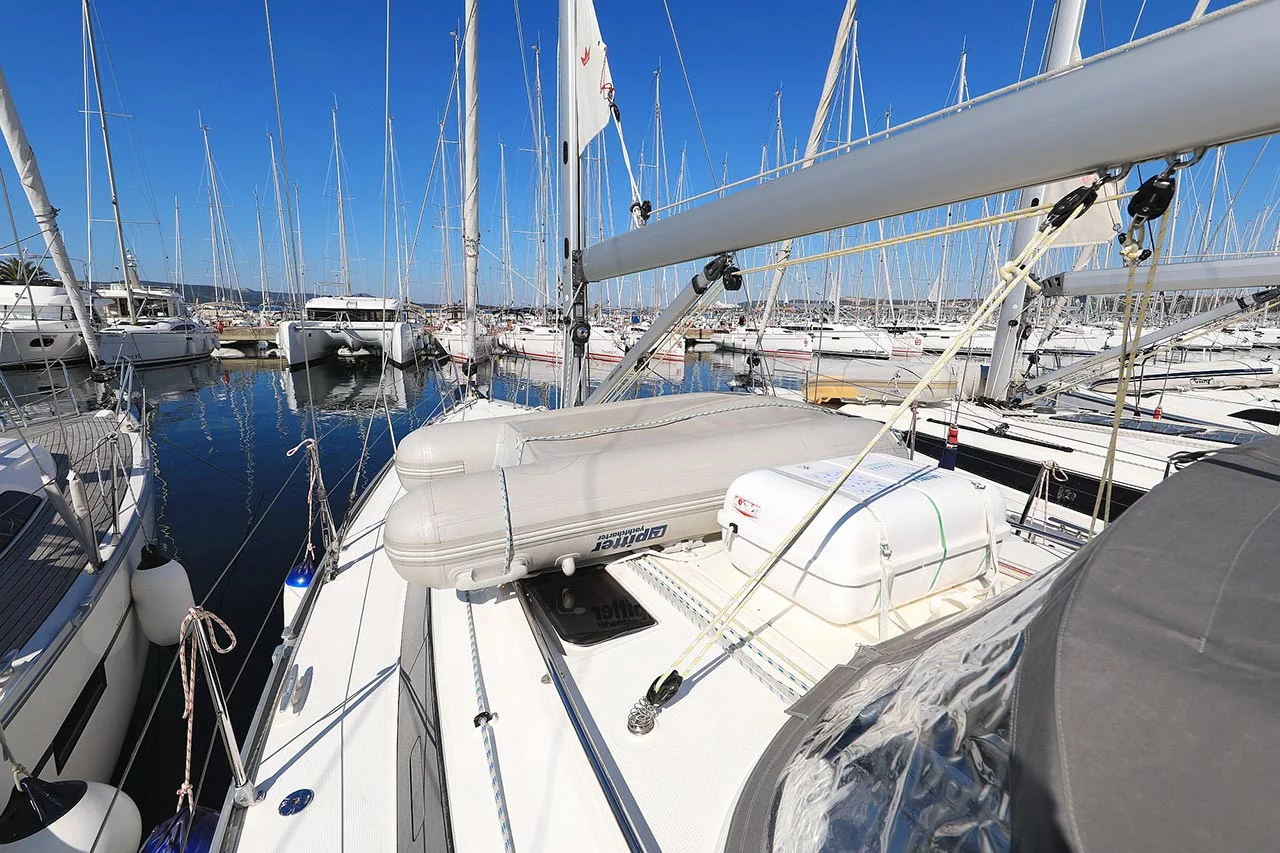 Bavaria Cruiser 37 - 3 cab. (Bahari)  - 3