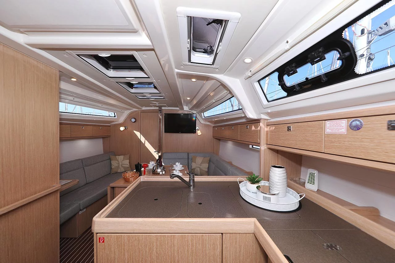 Bavaria Cruiser 37 - 3 cab. (Bahari)  - 10