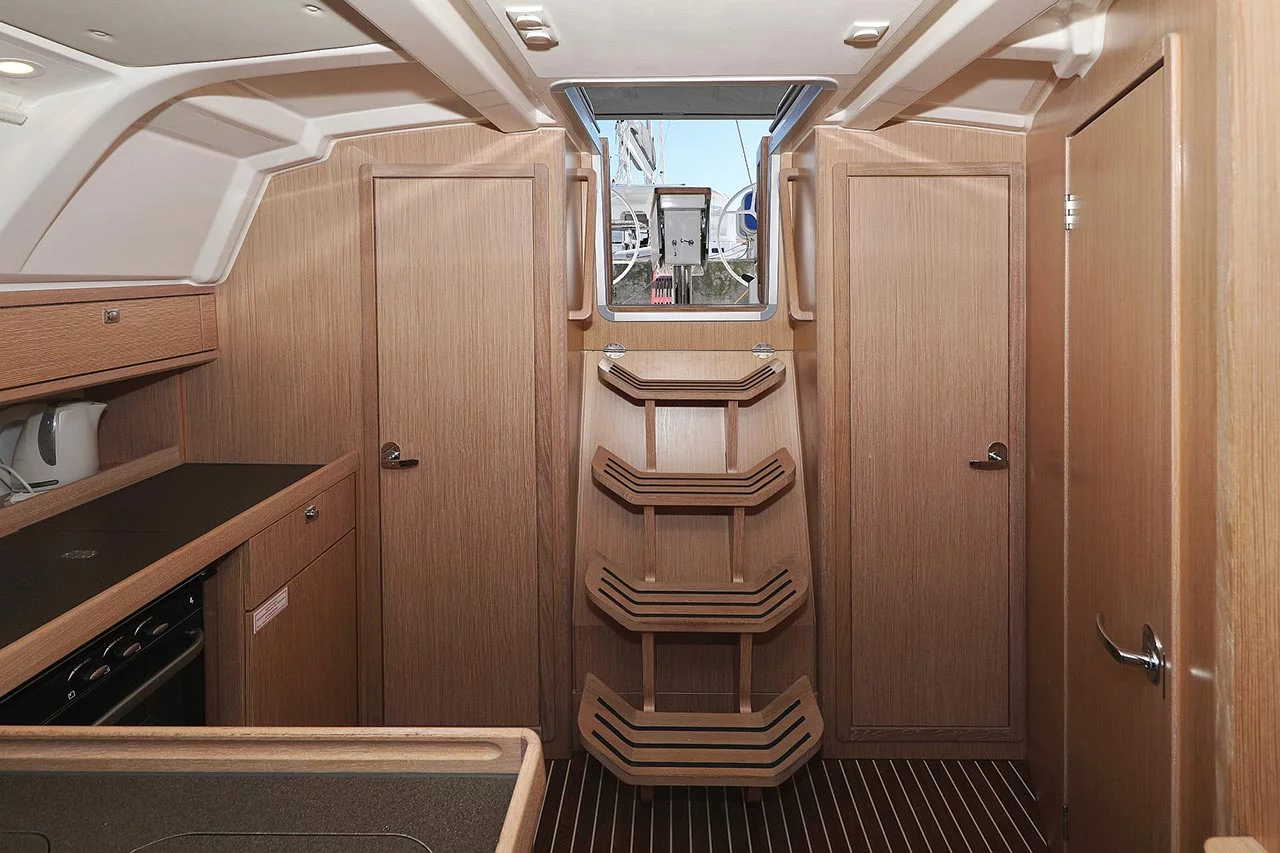 Bavaria Cruiser 37 - 3 cab. (Bahari)  - 17