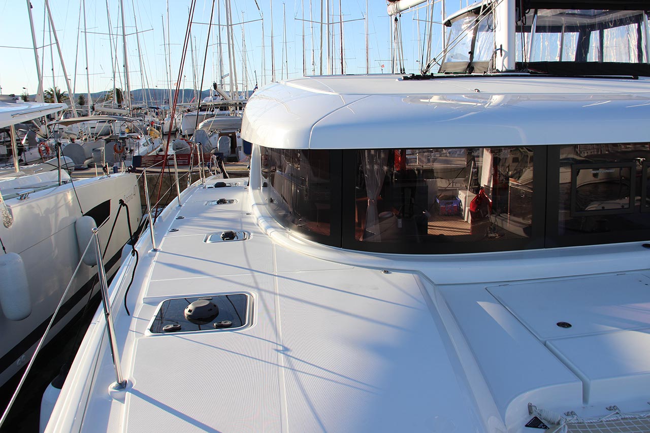 Photo #5 - Lagoon 42 - 4 + 2 cab. (Smaragd) en Murter - 29655