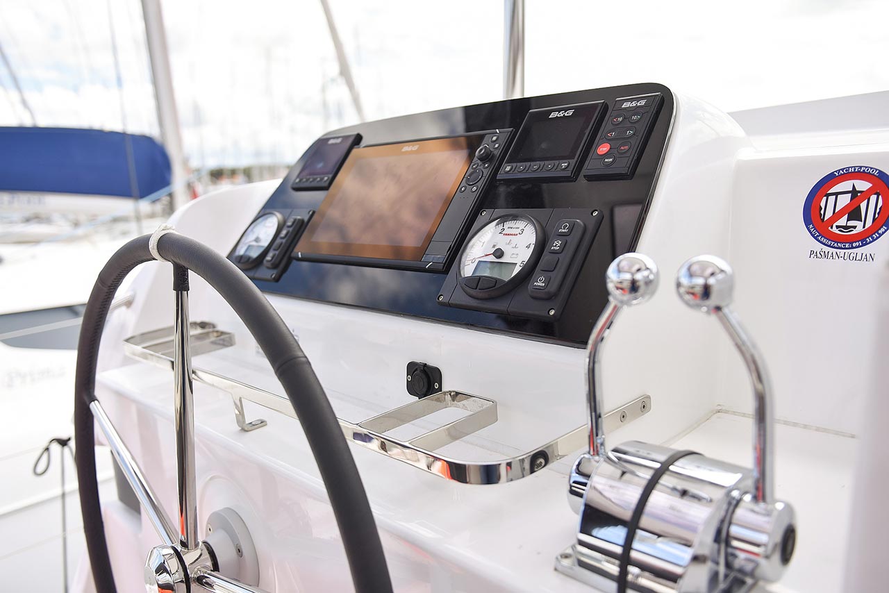 Photo #9 - Lagoon 42 - 4 + 2 cab. (Smaragd) en Murter - 29655