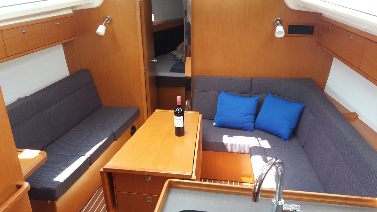 Photo #7 - Bavaria Cruiser 37 - 3 cab. (Xanax) en Split - 29656