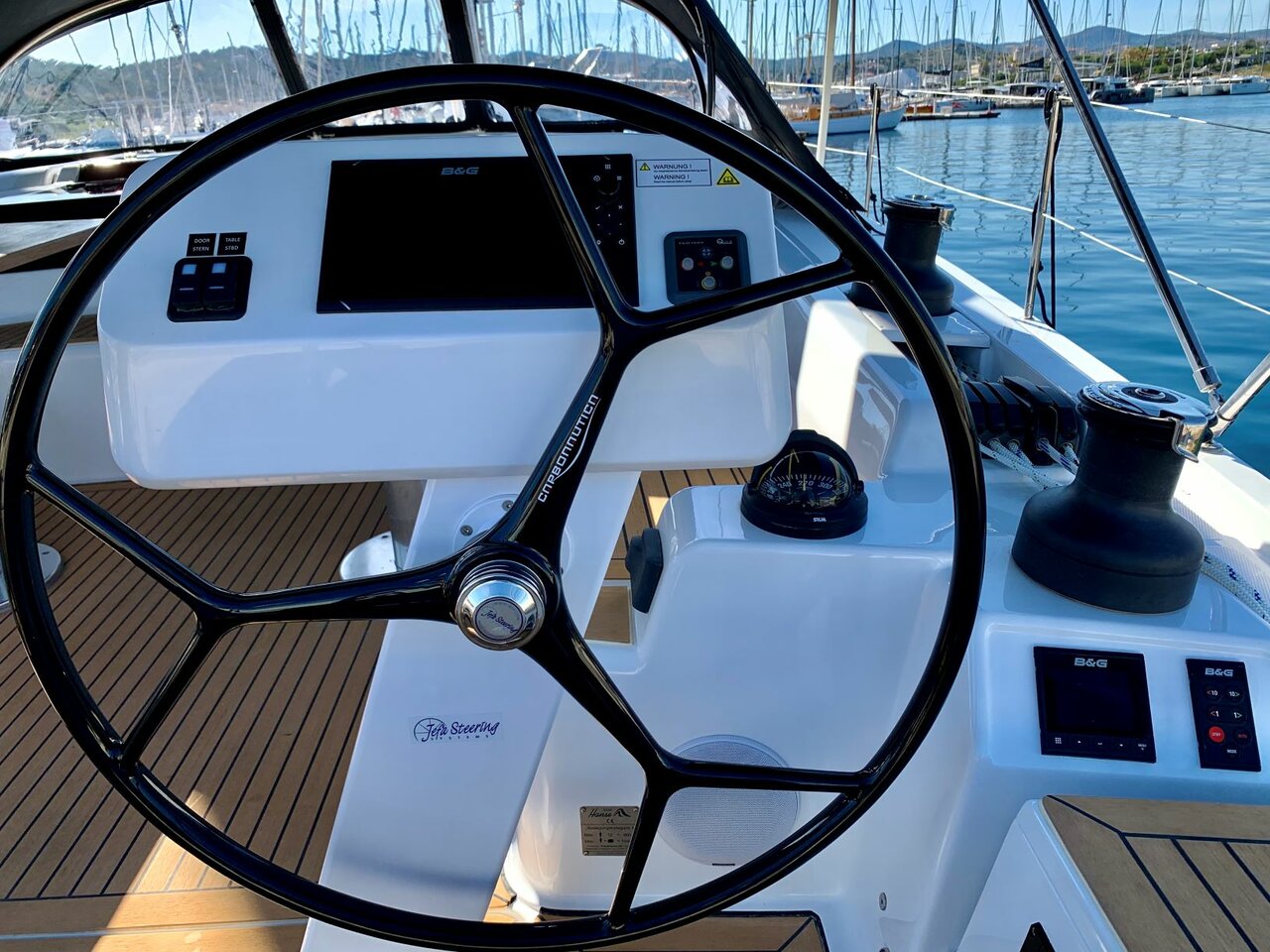 Photo #10 - Hanse 508 - 5 + 1 cab. (Apollo) in Kefalonia - 29664