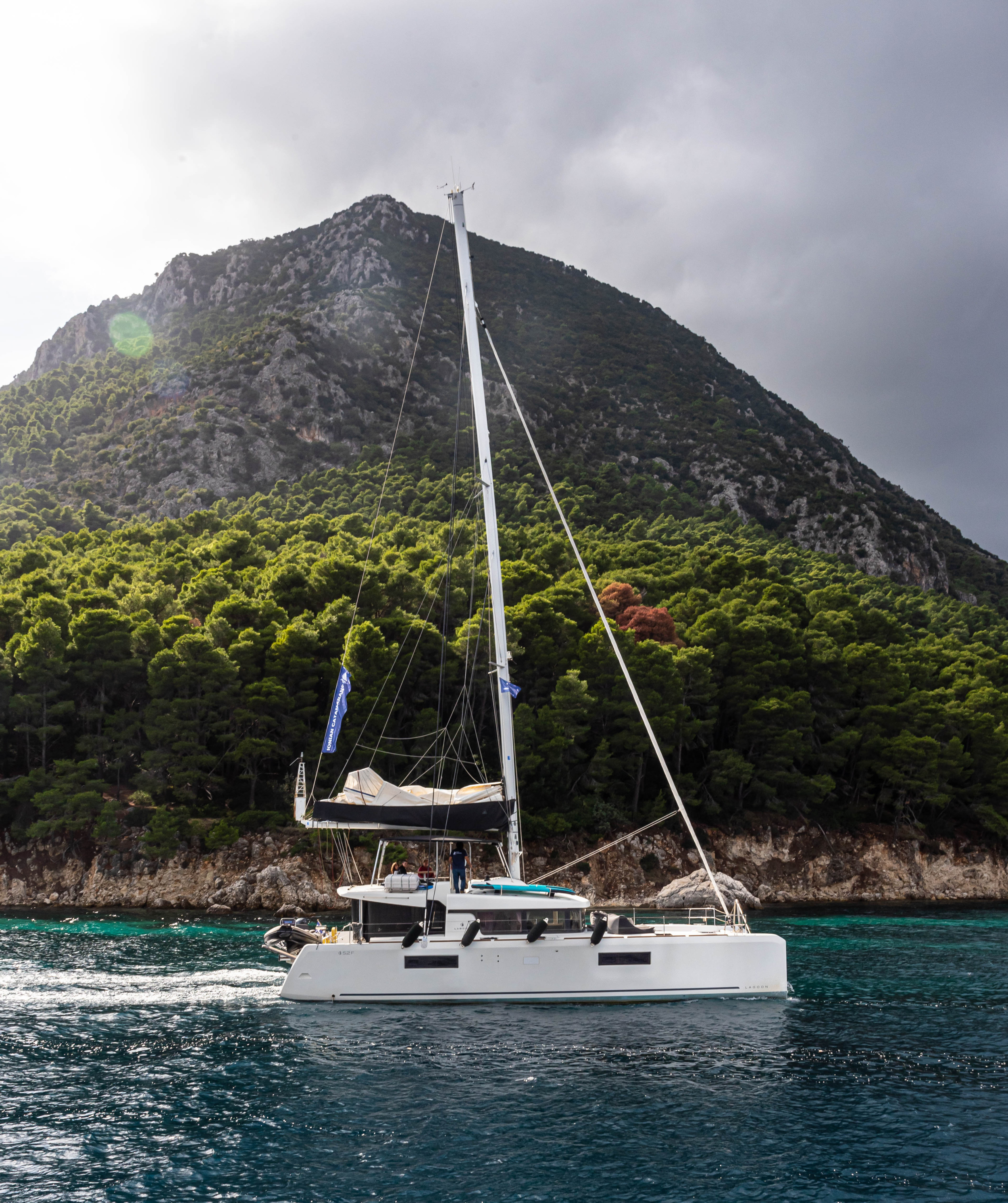 Photo #4 - Lagoon 52 F - 6 + 2 cab. (Blue Velvet) en Lefkada - 29671