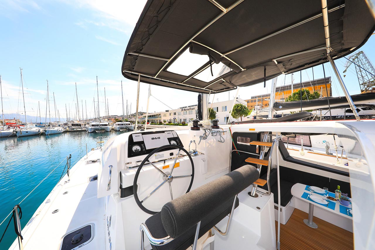 Photo #6 - Lagoon 42 - 4 + 2 cab. (Emily) in Trogir - 29673