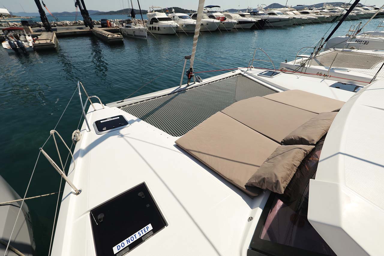 Photo #4 - Fountaine Pajot Lucia 40 - 4 cab. (Canopus) in Murter - 29708