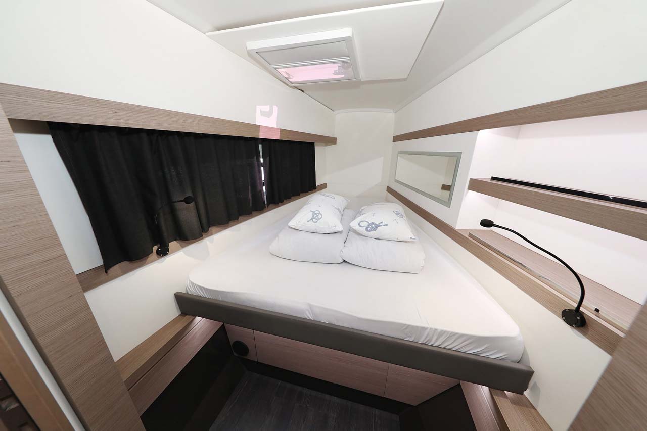 Photo #24 - Fountaine Pajot Lucia 40 - 4 cab. (Canopus) in Murter - 29708