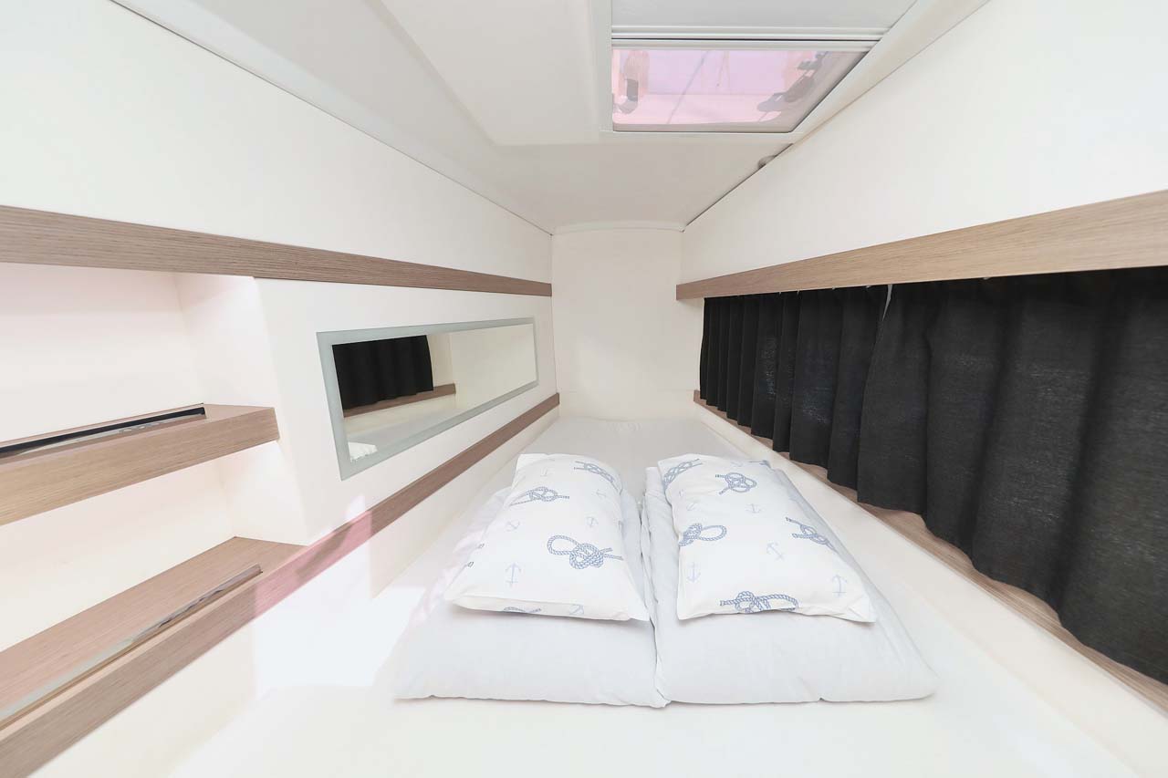 Photo #27 - Fountaine Pajot Lucia 40 - 4 cab. (Canopus) in Murter - 29708