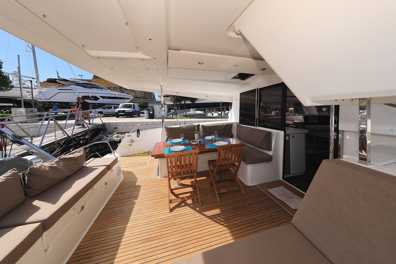 Photo #22 - Fountaine Pajot Lucia 40 - 4 cab. (Felicitas II) en Biograd - 29709