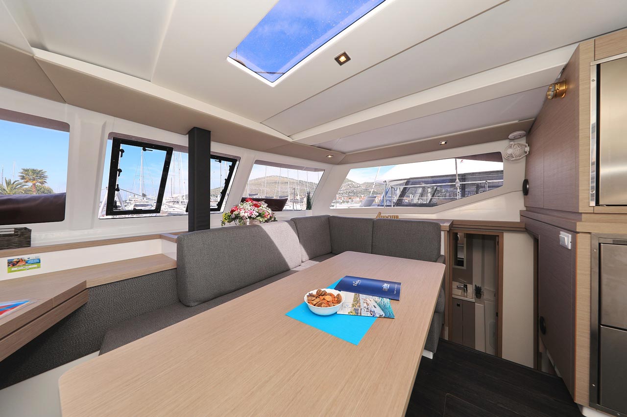 Photo #26 - Fountaine Pajot Lucia 40 - 4 cab. (Felicitas II) en Biograd - 29709