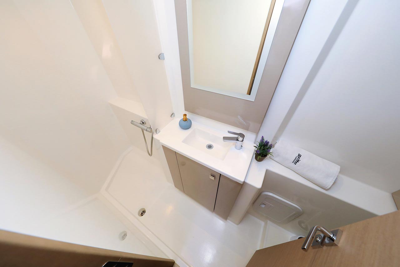 Photo #10 - Fountaine Pajot Lucia 40 - 4 cab. (Felicitas II) en Biograd - 29709