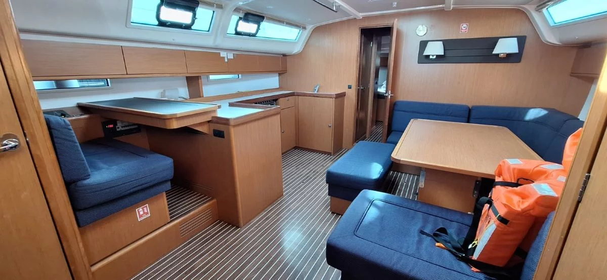 Bavaria Cruiser 51 (Ivolga)  - 4