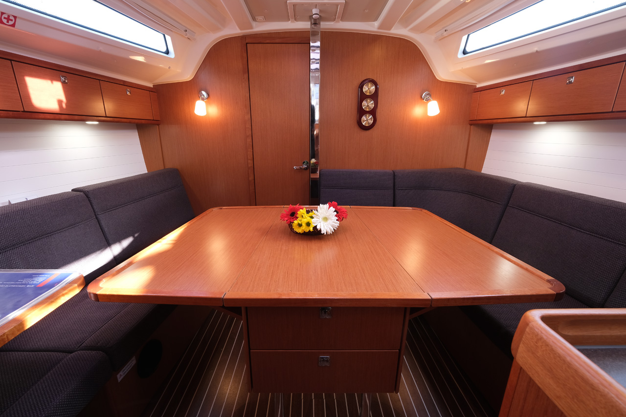 Photo #8 - Bavaria Cruiser 37 - 3 cab. (Crush) in Gocek - 29757