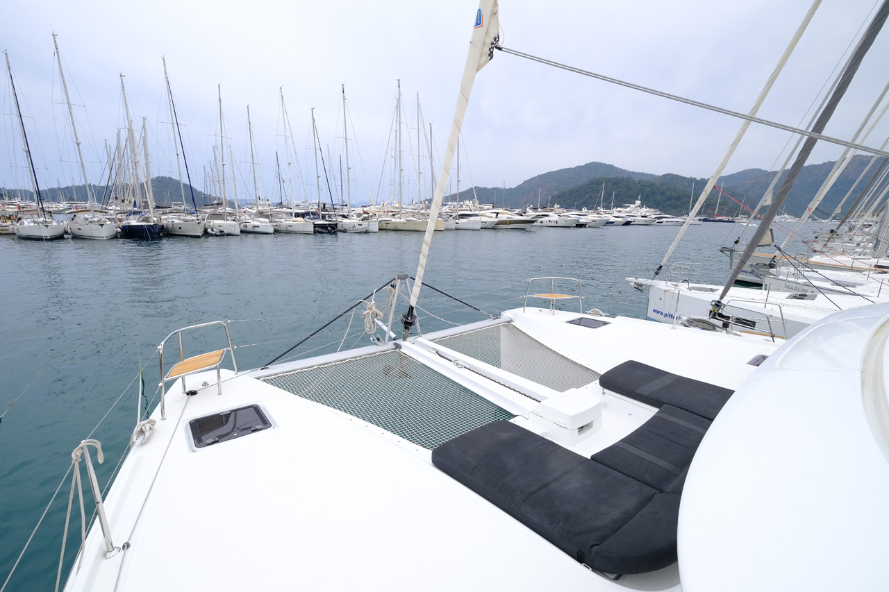 Photo #4 - Lagoon 46 - 4 + 1 cab. (Blu) en Gocek - 29775