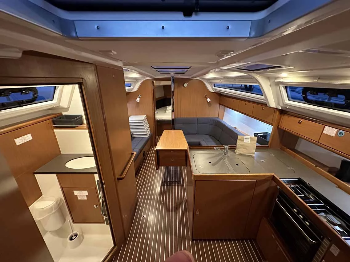 Bavaria Cruiser 37 - 3 cab. (Emira)  - 3
