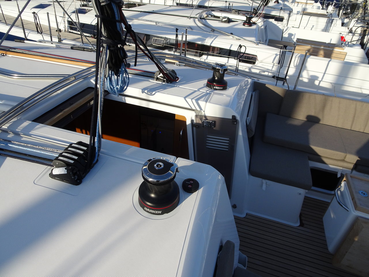 Photo #9 - Sun Odyssey 490 - 3 cab. (Alfader) in Primosten - 29794