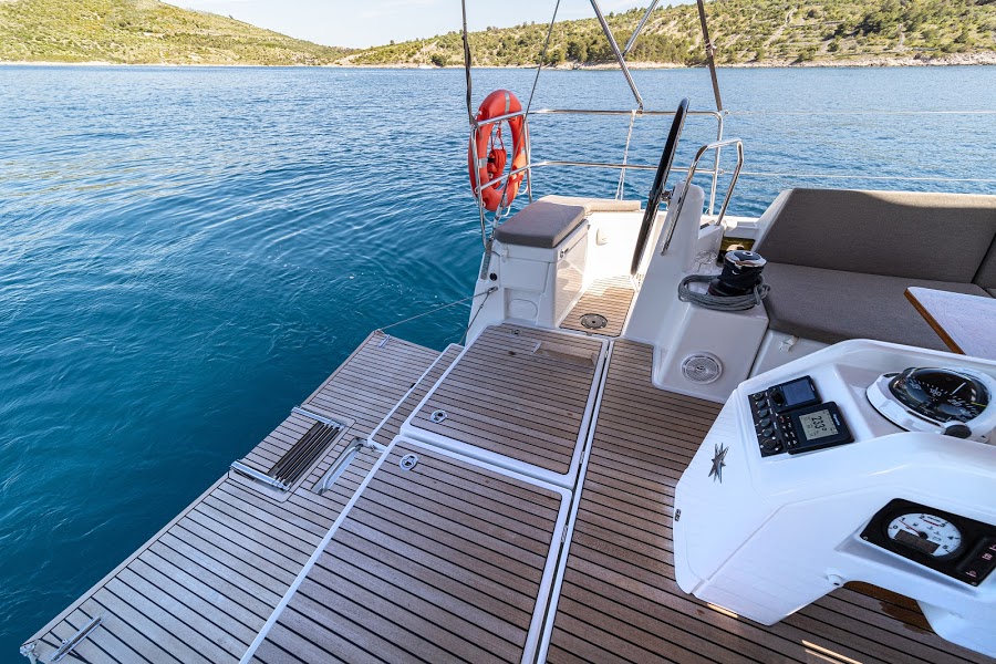 Photo #8 - Sun Odyssey 490 - 4 + 1 cab. (Freki) in Primosten - 29799