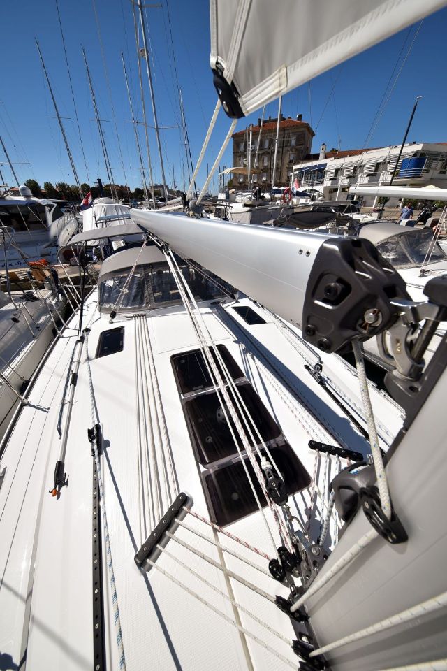 Photo #32 - Bavaria Cruiser 41 - 3 cab. (Nixie) in Zara - 29810