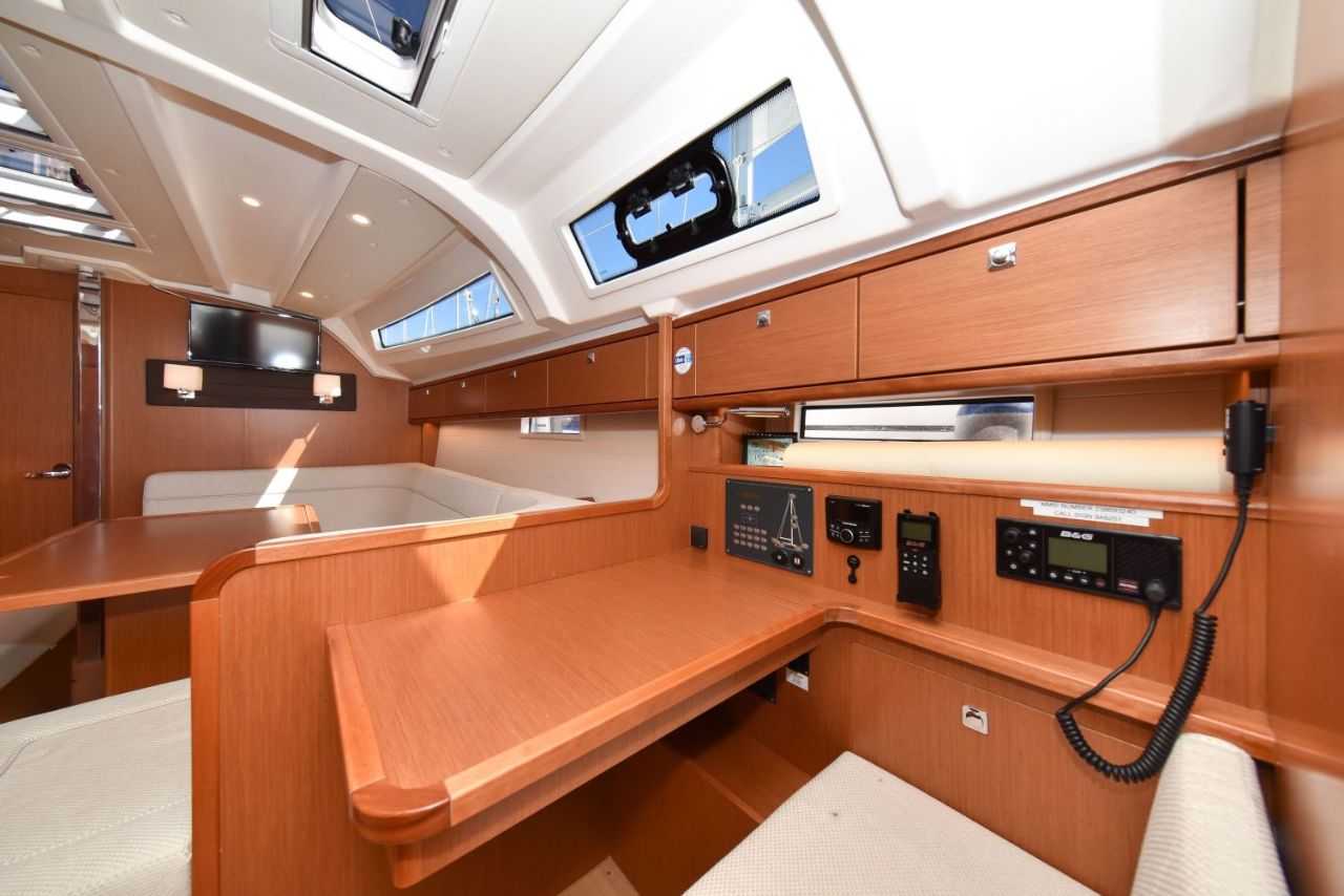 Photo #11 - Bavaria Cruiser 41 - 3 cab. (Nixie) in Zara - 29810