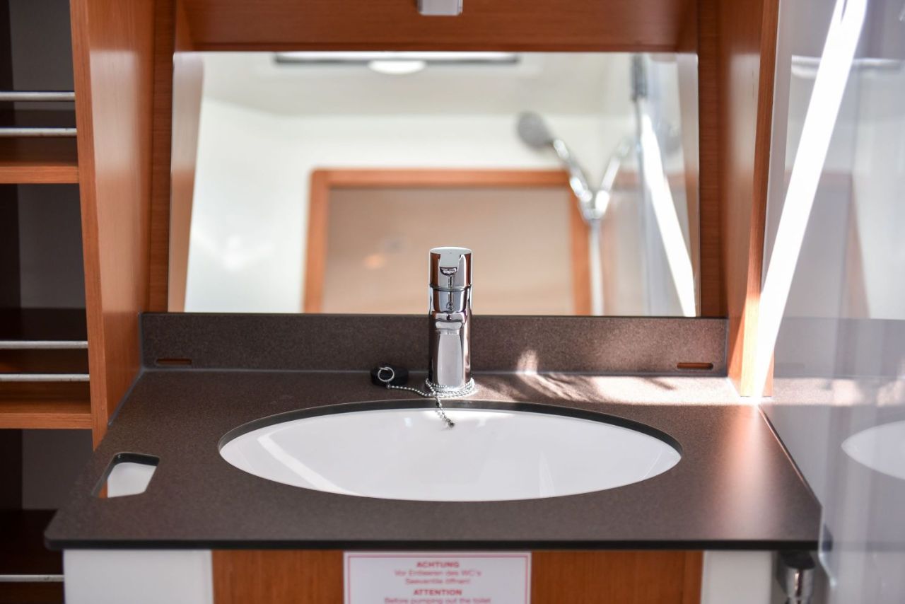 Photo #21 - Bavaria Cruiser 41 - 3 cab. (Nixie) in Zara - 29810