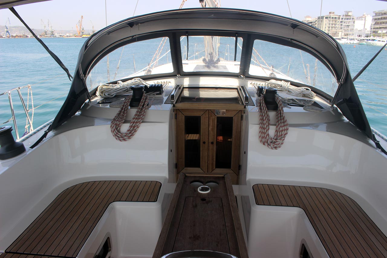 Photo #8 - Bavaria Cruiser 46 - 4 cab. (Divine) in Volos - 29816