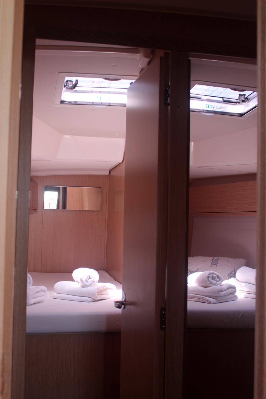 Photo #17 - Bavaria Cruiser 46 - 4 cab. (Divine) in Volos - 29816