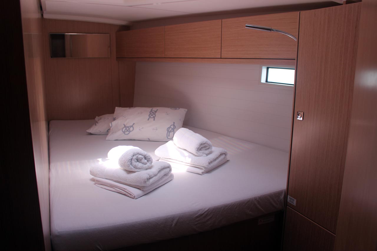 Photo #19 - Bavaria Cruiser 46 - 4 cab. (Divine) in Volos - 29816