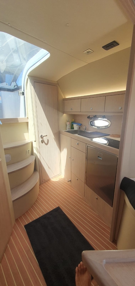 Photo #9 - Pearlsea 31 Hard Top (Aero) en Baska Voda - 29834