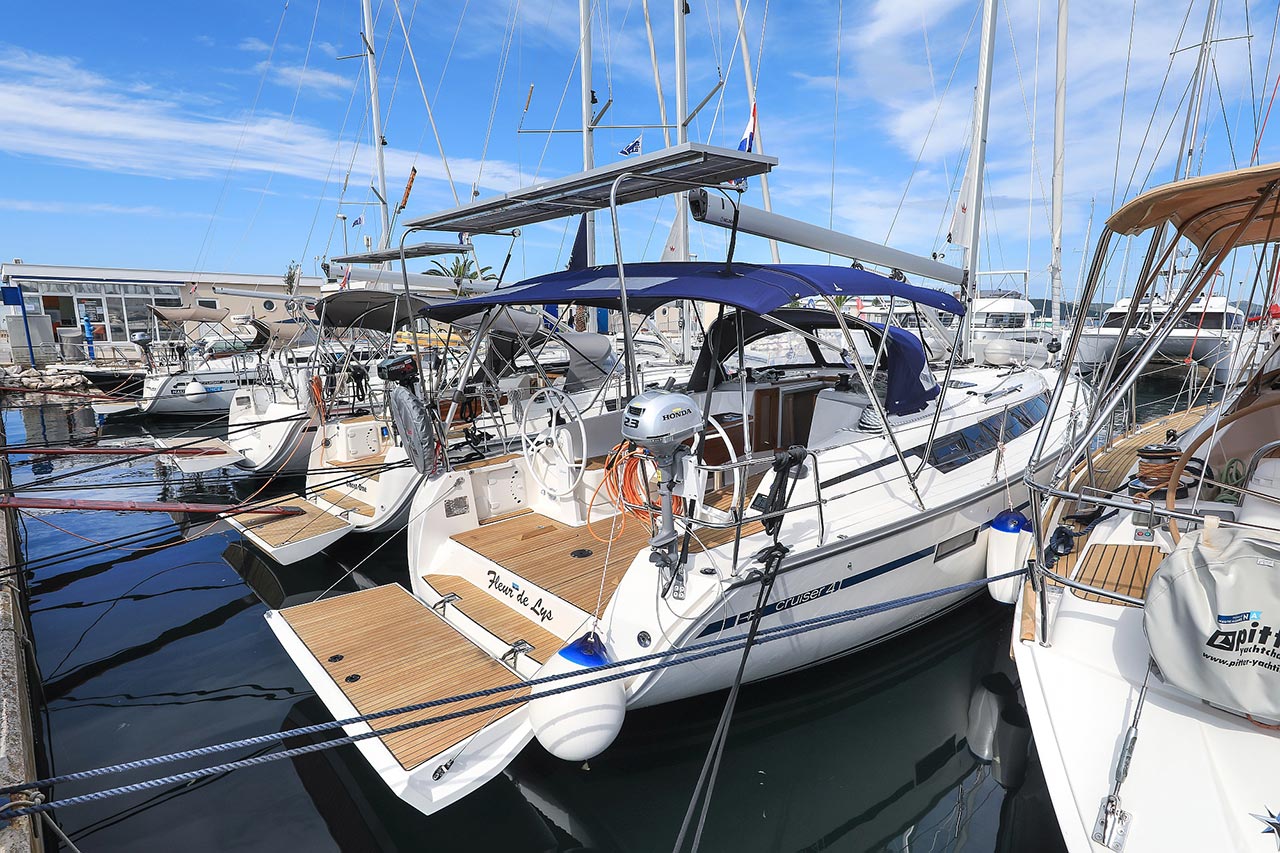 Photo #22 - Bavaria Cruiser 41 - 3 cab. (Fleur de Lys) en Murter - 29850