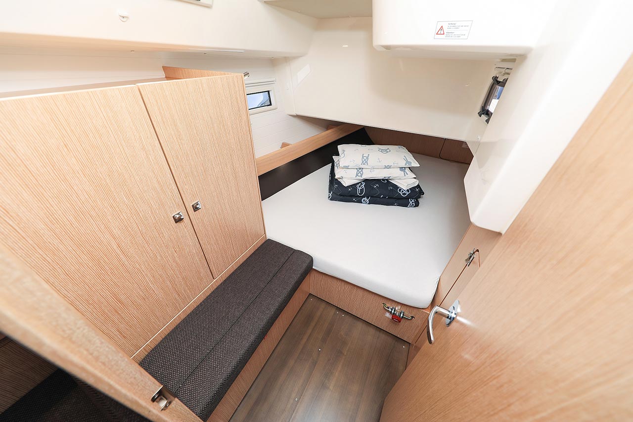 Photo #12 - Bavaria Cruiser 41 - 3 cab. (Fleur de Lys) en Murter - 29850