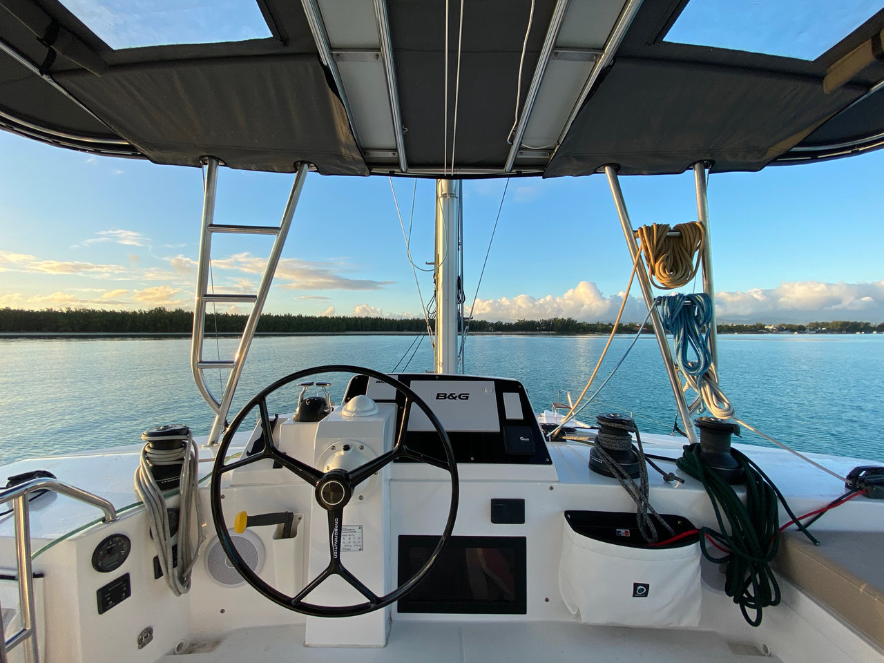 Photo #12 - Nautitech 46 Fly (Sea Spirit II) in La Balise Marina - 29851