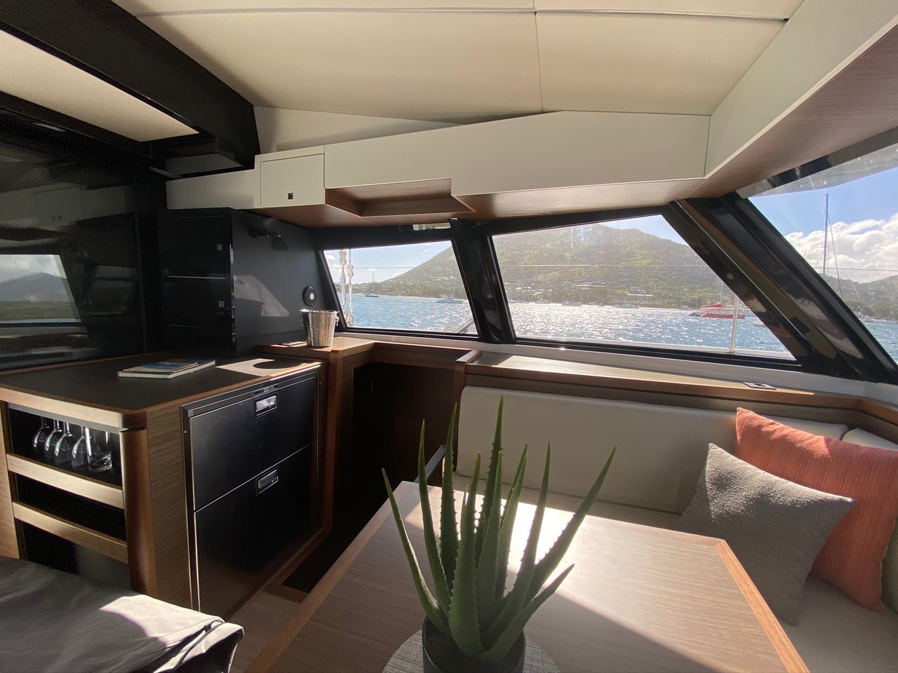 Photo #15 - Nautitech 46 Fly (Sea Spirit II) in La Balise Marina - 29851