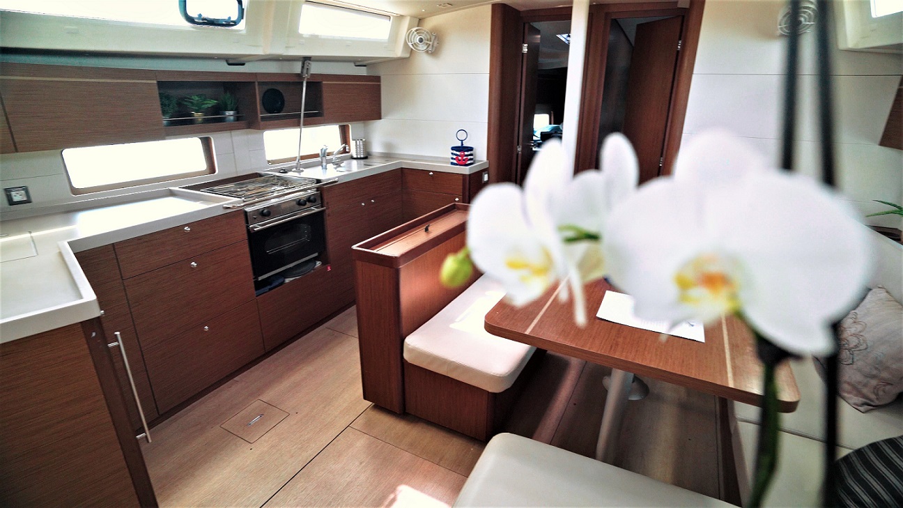Photo #14 - Oceanis 46.1 - 4 cab. (Aeolian Melody) en Preveza - 29854