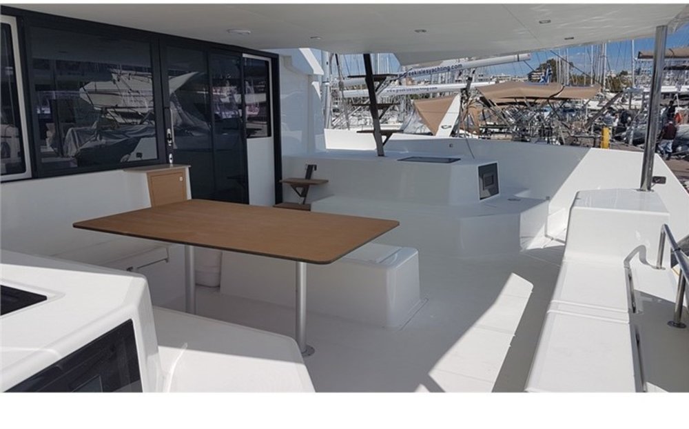 Photo #8 - Dufour 48 Catamaran - 5 + 1 cab. (Paradise Planet) in Marsala - 29856