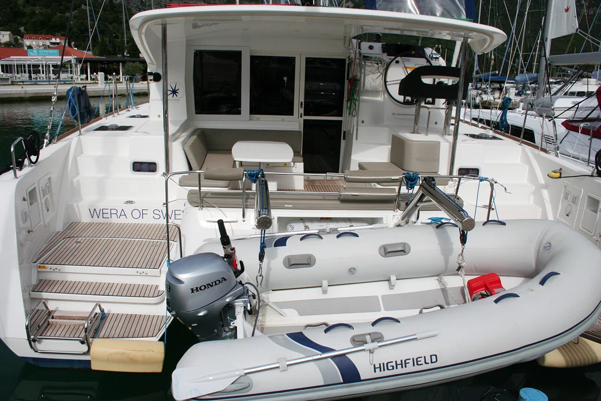 Lagoon 40 - 4 + 2 cab (Wera of Sweden)  - 3