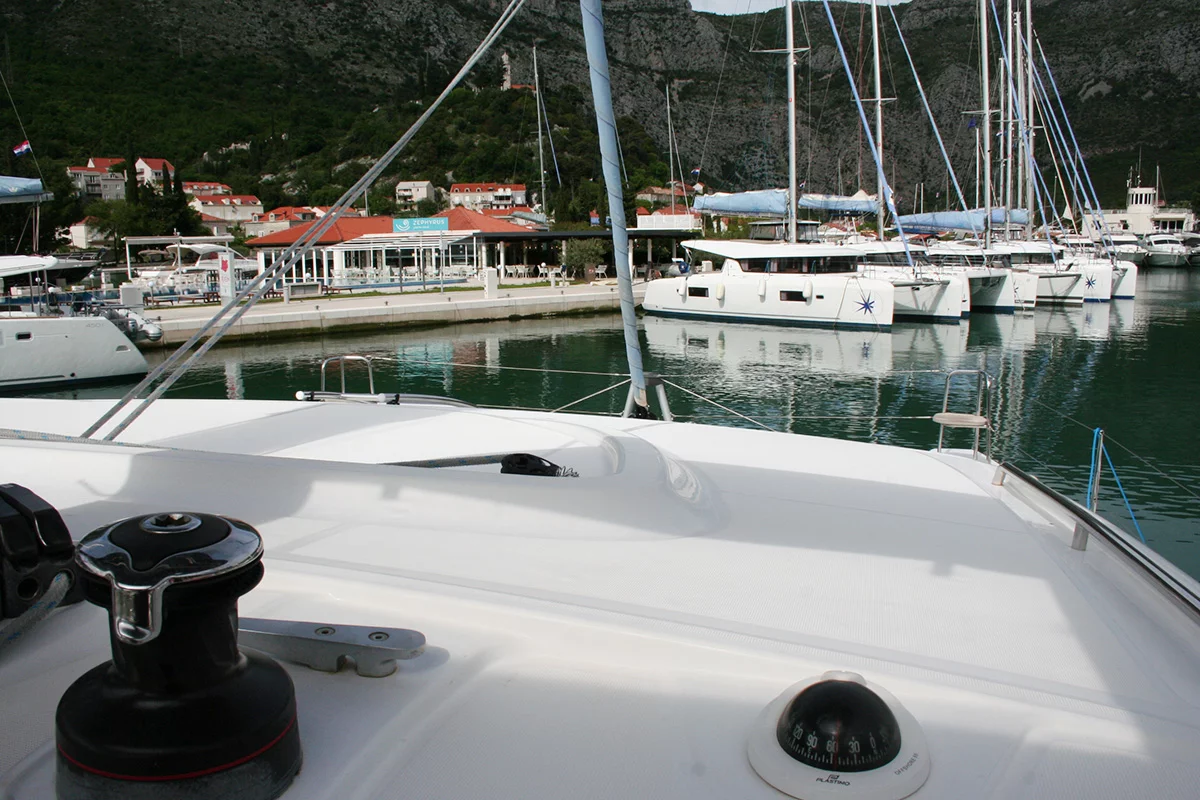 Lagoon 40 - 4 + 2 cab (Wera of Sweden)  - 7