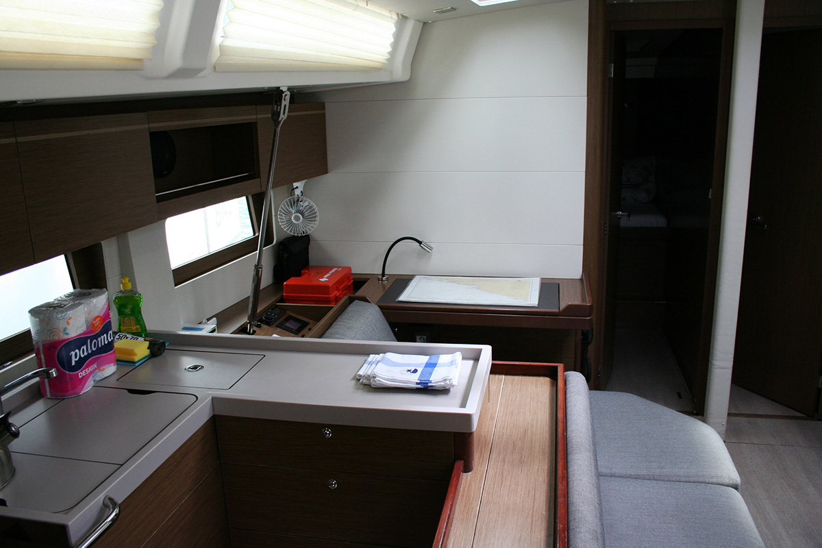 Photo #9 - Oceanis 51.1 - 5 + 1 cab. (Amallo) en Dubrovnik - 29871