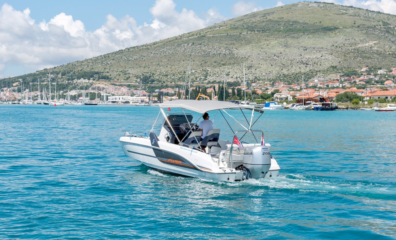 Photo #13 - Beneteau Flyer 6.6 Space Deck (Benetau Flyer 6.6 Space Deck) en Trogir - 29934