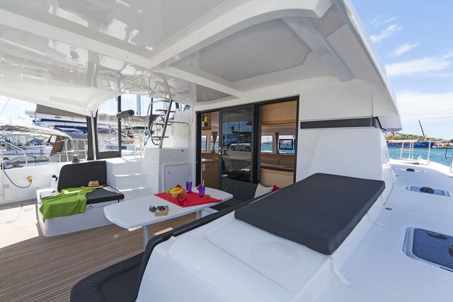 Photo #22 - Lagoon 42 - 4 + 2 cab. (Wind Whisper) in Paros - 29938
