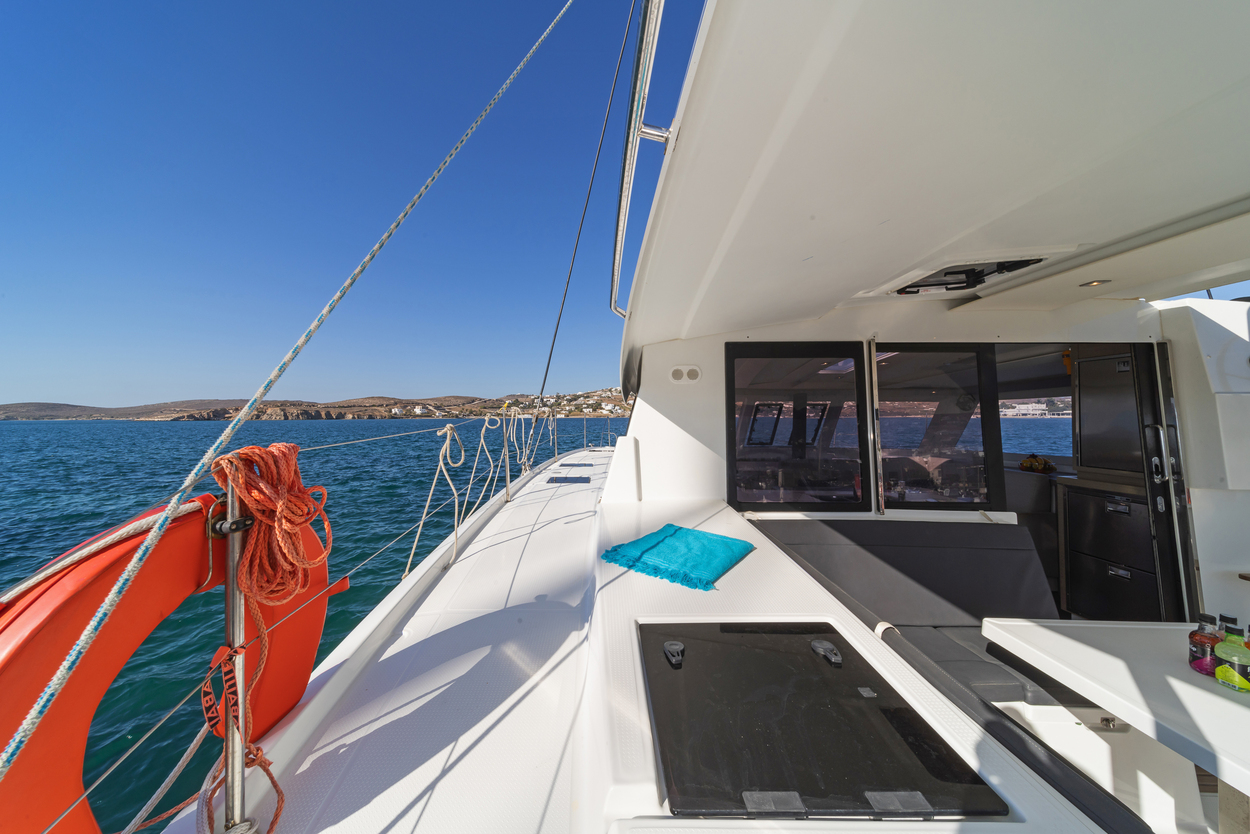 Photo #11 - Fountaine Pajot Lucia 40 - 4 cab. (E.S. II) in Lefkada - 29940