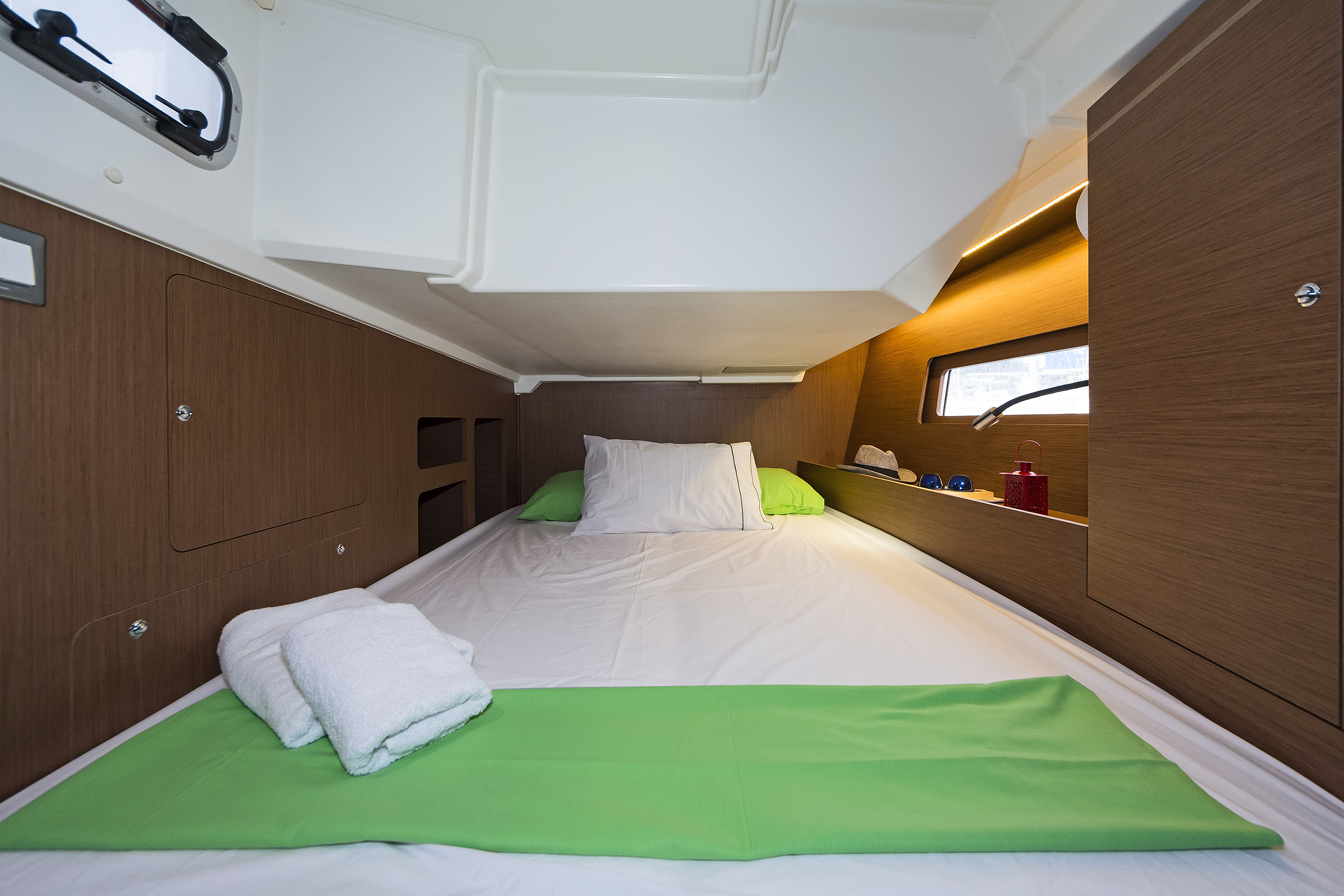 Photo #10 - Oceanis 46.1 (Rebekka Blue) en Rodas - 29967