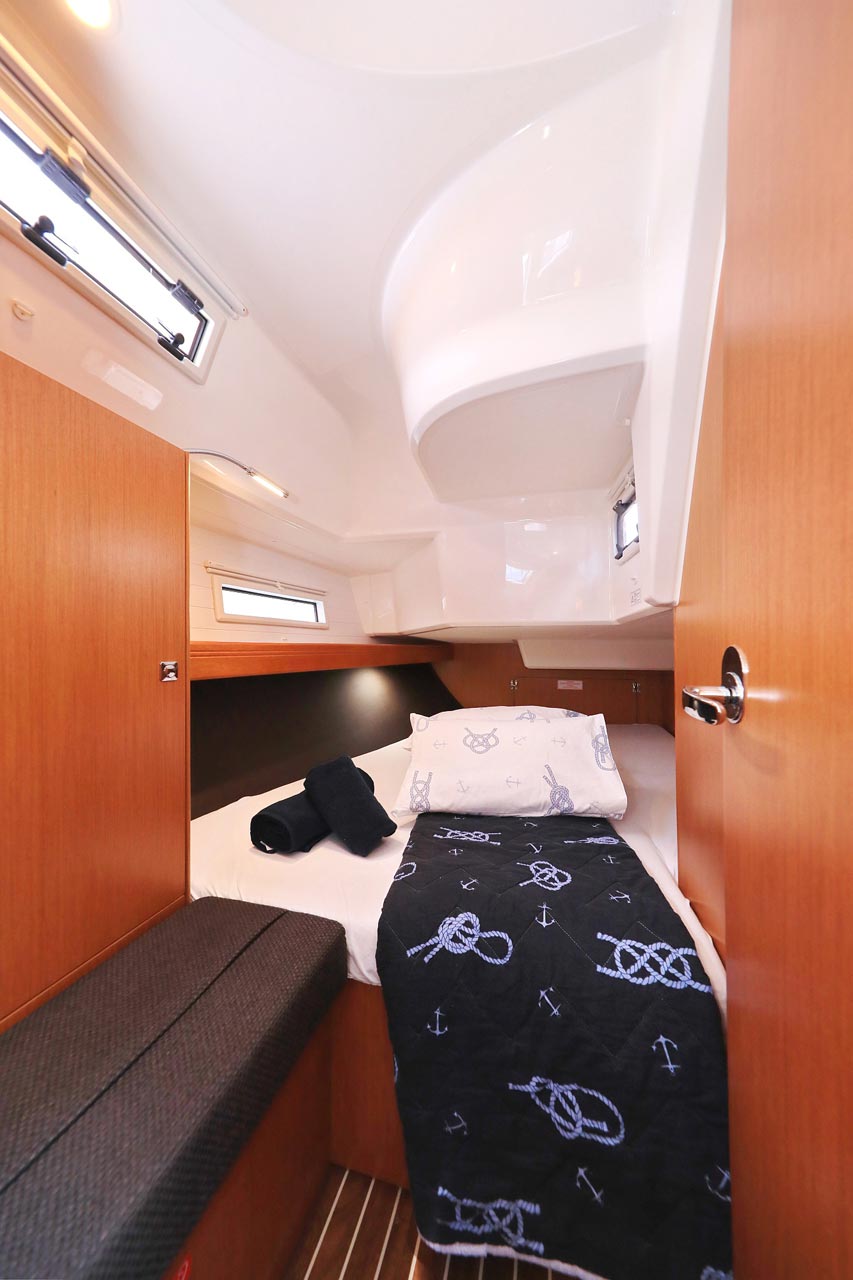 Photo #22 - Bavaria Cruiser 37 - 3 cab. (Westa) en Biograd - 30004