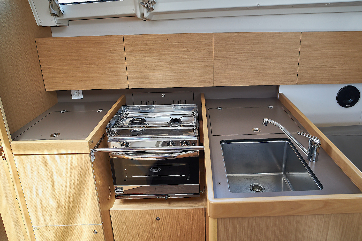 Photo #8 - Oceanis 38.1 (Mici) in Biograd - 30017