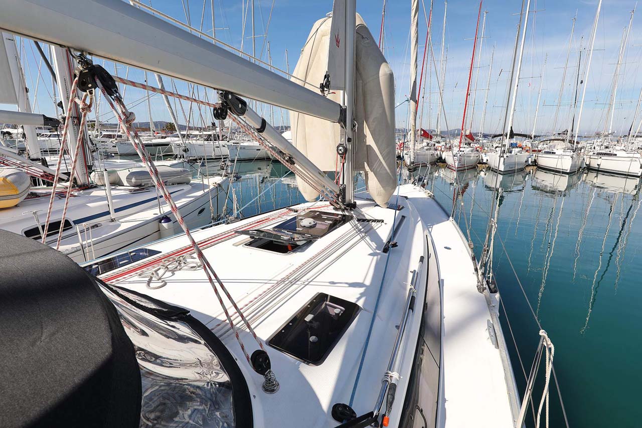 Photo #4 - Bavaria Cruiser 41 - 3 cab. (Kirka) en Biograd - 30022