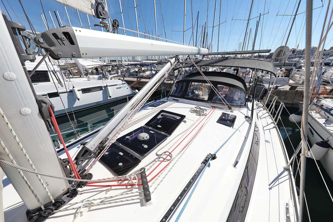 Photo #5 - Bavaria Cruiser 41 - 3 cab. (Kirka) en Biograd - 30022
