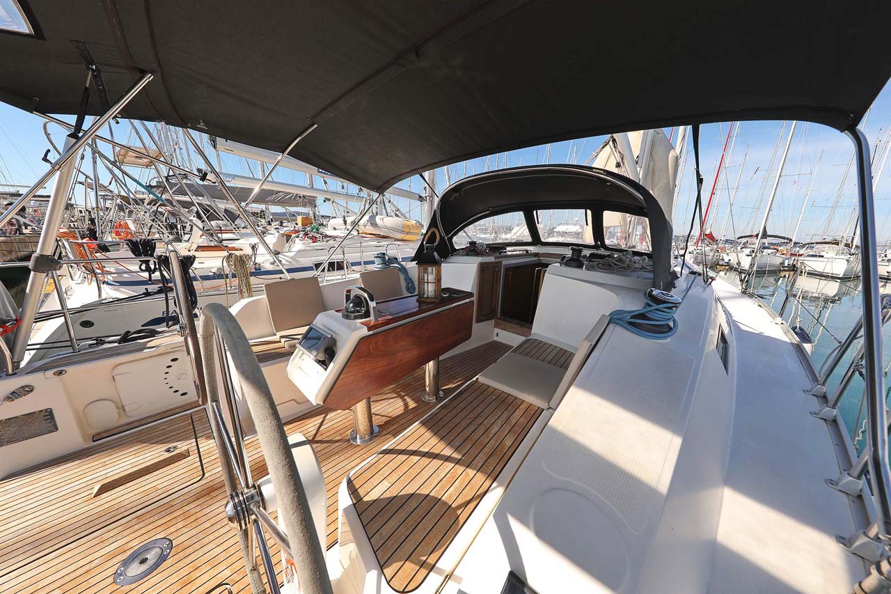 Photo #8 - Bavaria Cruiser 41 - 3 cab. (Kirka) en Biograd - 30022